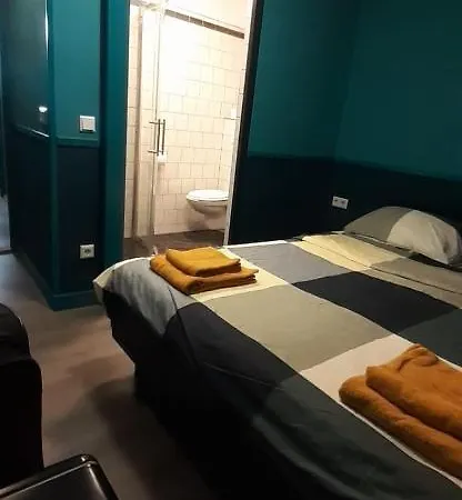 Guest house Joni, Not For Parties, Not A Hotel, With No Kitchen 3*